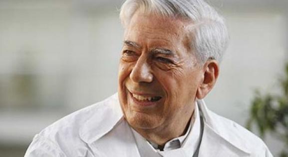 Könyvesblokk: Vargas Llosa, Collins, Riggs