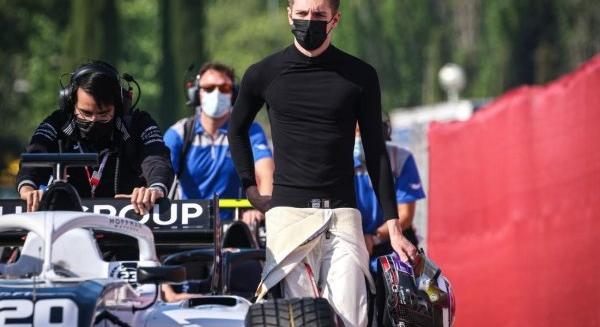 Folyamatosan gyorsulni tudott első Formula 3-as hétvégéjén Tóth László