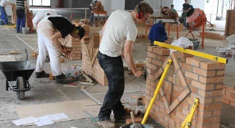 Elkezdődtek az építőiparban tanulók szakmai vizsgái