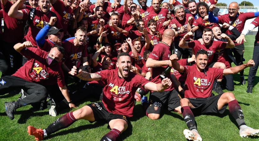 Serie A: 22 év után visszajutott az élvonalba a salernói kiscsapat