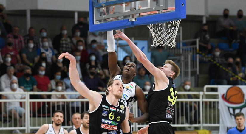 A Falco és a Szolnok jutott döntőbe a férfi kosárlabda bajnokságban