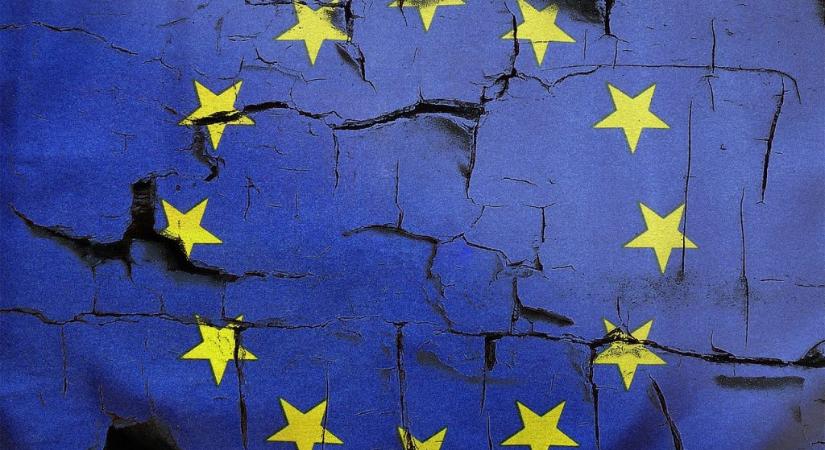 Eurobarometer: nem akarunk Európai Egyesült Államokat