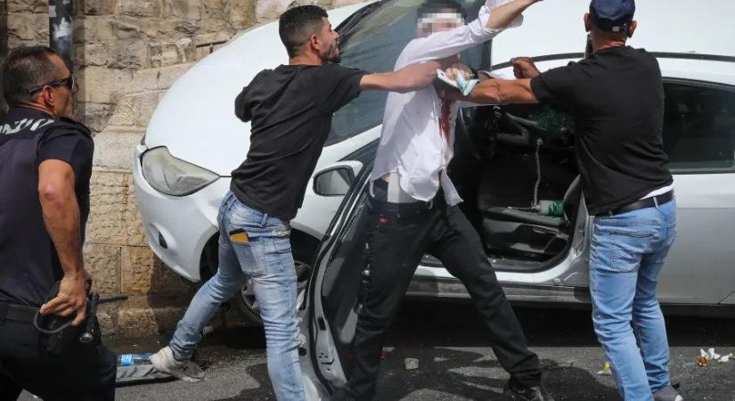Videó: Majdnem meglincseltek arabok egy zsidó sofőrt Jeruzsálemben