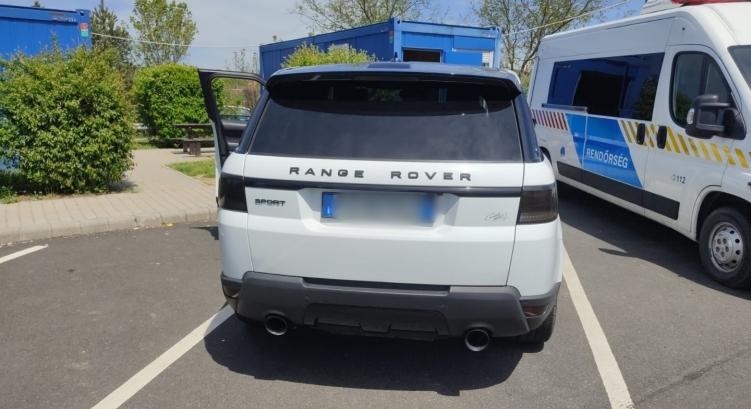 Olaszországból lopott Range Rover akadt fenn a zalai rendőrök hálóján az M70-esen
