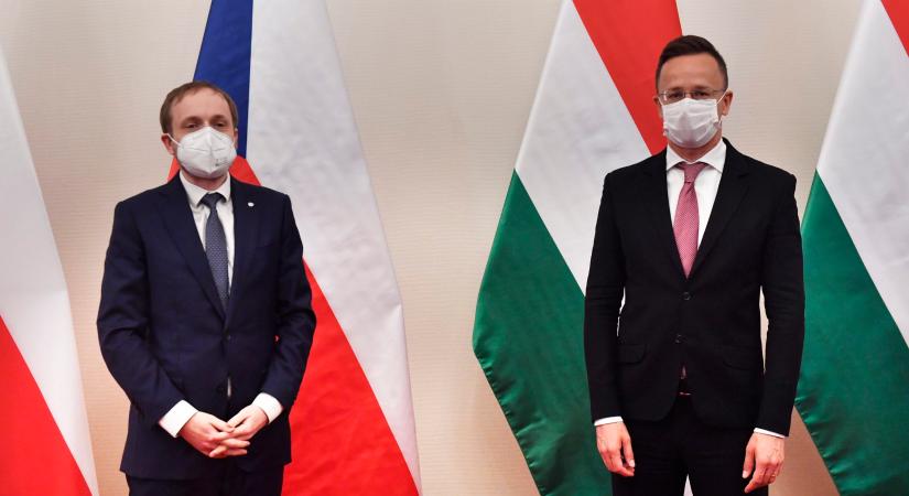 A beoltottak Magyarország és Csehország közötti szabad utazásáról tárgyaltak