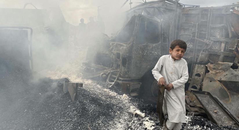 Nyolcvan gimnazistalány lemészárlása megmutatta, mi lehet Afganisztán jövője