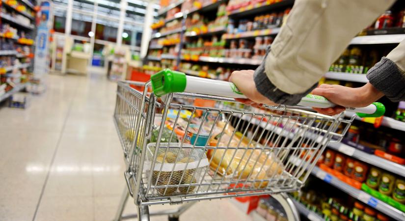 Horror árak a boltokban, piacokon – Nyolc éves csúcson az infláció