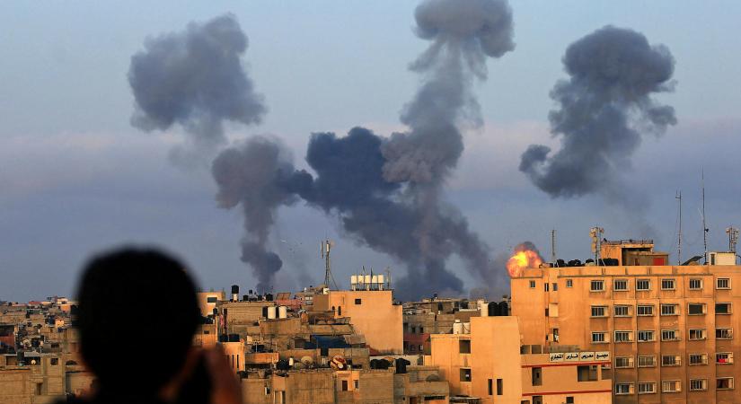 Izrael újabb légicsapásokat mért a Gázai övezetre
