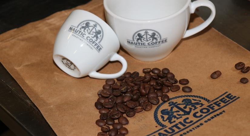 Frissen pörkölt kávé esztergomi pörkölő üzemből! – Nautic Coffee