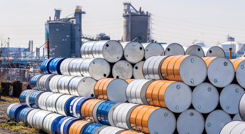 OPEC: közel 3 milliárd hordóra nőtt az OECD olajtartaléka