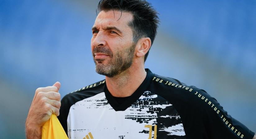 Buffon távozik a Juventustól, de máshol még szívesen védene