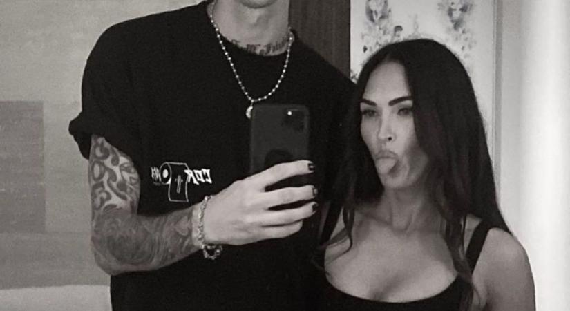 Már az Instagram szabályai szerint is hivatalos, hogy Megan Fox és új pasija egy pár