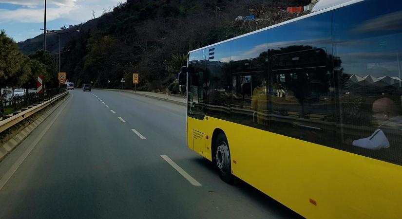 Fékezéssel kényszerítették megállásra a dunaújvárosi buszt – a rendőrségi eljárás folyamatban van