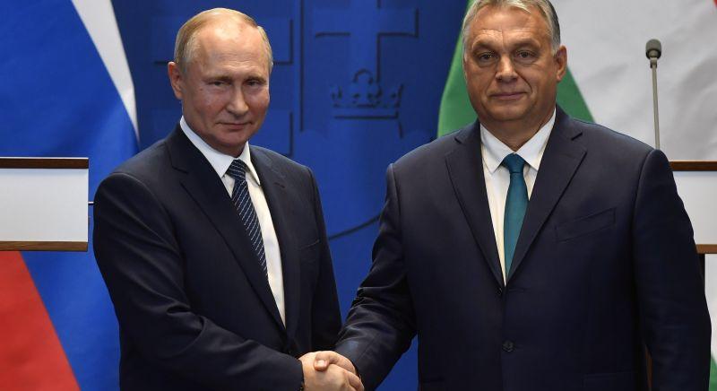 Orbán Viktor és Áder János is üzent Vlagyimir Putyinnak