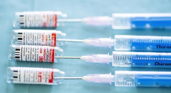 Rendben találta a Szlovákiának küldött orosz vakcinaszállítmányt egy magyar labor