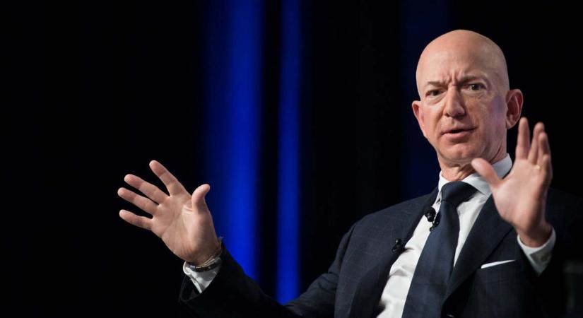 Bezos több milliárd dollárnyi Amazon részvényt adott el