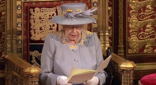Nincs jól: akadozott II. Erzsébet beszéde