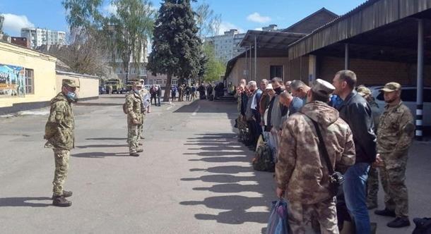 Meghaladta a 400 ezret a donbászi harcok résztvevőinek száma Ukrajnában – Védelmi Minisztérium