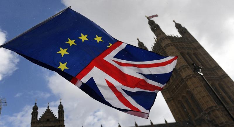 Több mint 5,4 millió EU-állampolgár kért brit letelepedési engedélyt