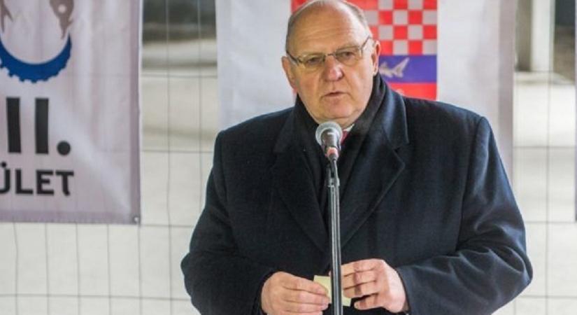 Tóth József: Orbánék törvényjavaslata az önkormányzati bérlakásrendszer végét jelenti