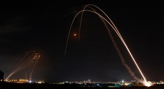 Már 1500 rakétát lőhettek ki Izraelre a Gázai övezetből