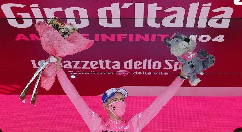 Szenzáció a Giro d’Italián! Valter Attila rózsaszín trikóban