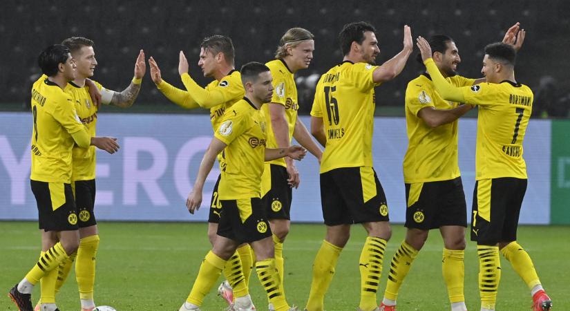 A Dortmund egy félidő alatt elintézte Gulácsiékat a kupadöntőben