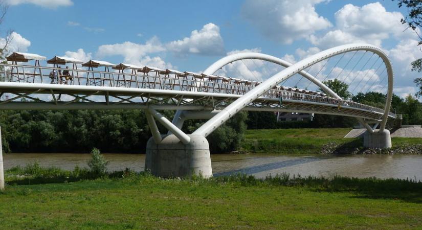 Megvan, melyik lett 2021 legszebb hídja – a Tiszán ível át