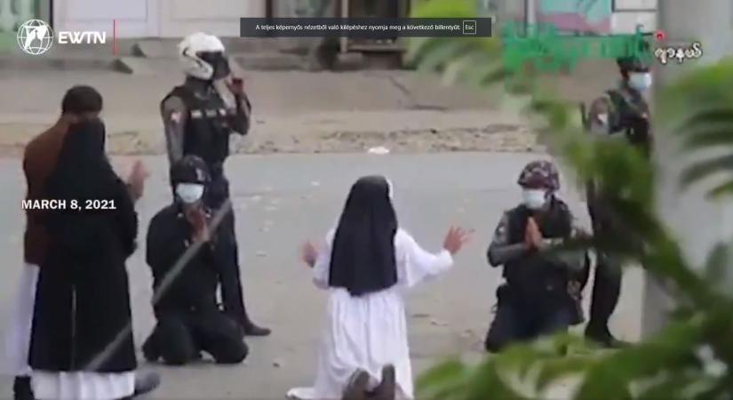 „A Szentlélek küldött oda” – mondta a rendőrök előtt térdelő nővér