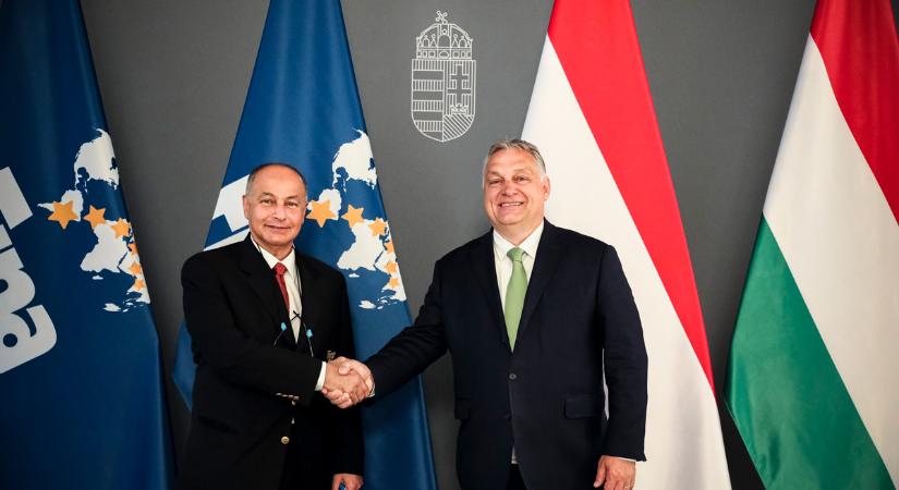 Orbán Viktor fogadta a FINA elnökjelöltjét