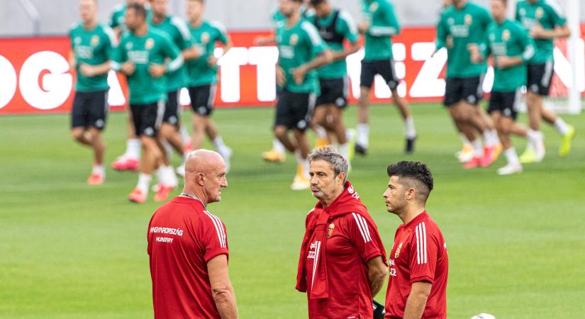 18 játékossal kezdte meg a felkészülést az Európa-bajnokságra a magyar fociválogatott