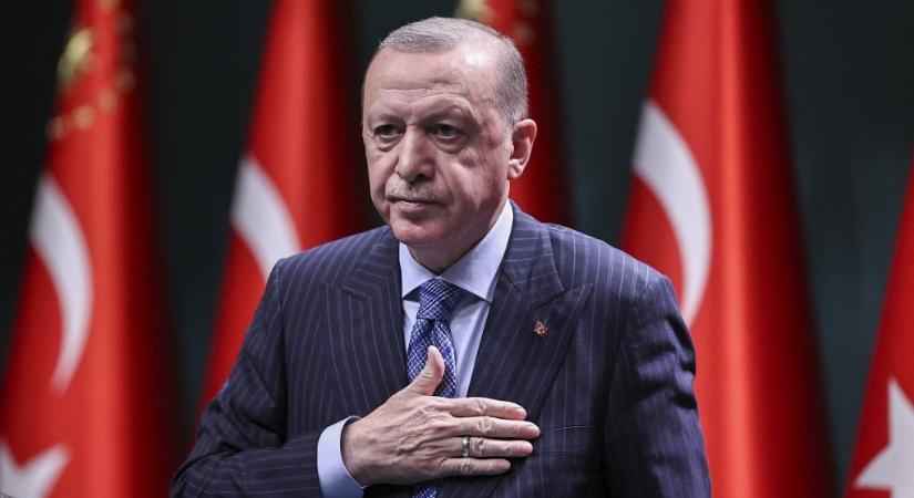 Erdogan a tévében jelentette be, hogy likvidáltak egy kurd főparancsnokot