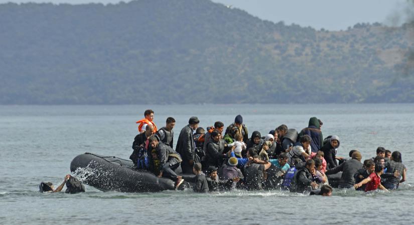 Legalább 57 migráns fulladt a tengerbe Tunézia közelében
