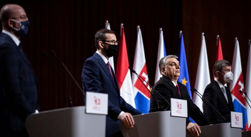 Orbán: Nem kellene végre a nyugatiakkal egyenrangú tagállamként viselkednünk?