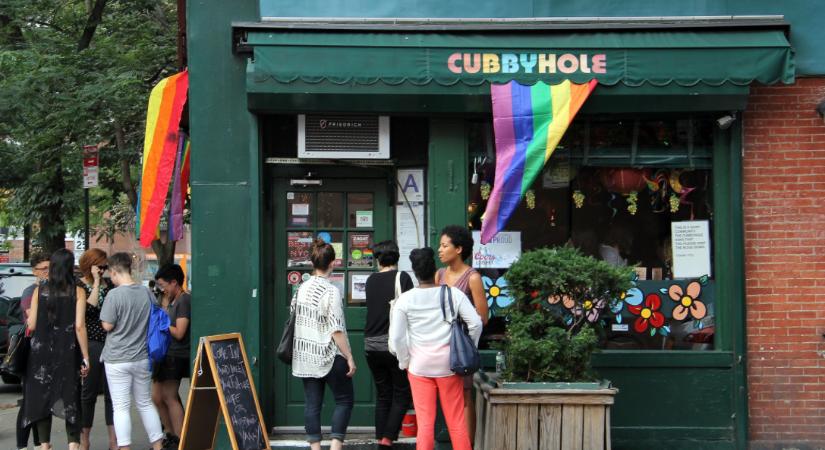 Országos kampány indult a leszbikus bárok megmentésére az USA-ban
