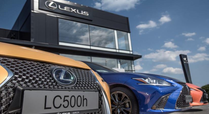 A Lexus Debrecen előrevetíti az autózás jövőjét