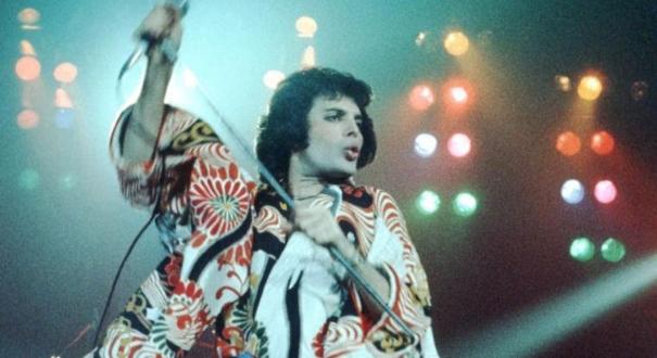 A FOREO az egyediséget ünnepli -Freddie Mercury inspirálta a beauty-tech céget