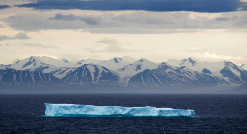 Még Mallorcánál is nagyobb az a jéghegy, ami leszakadt az Antarktiszről