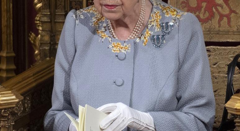 Botrány készül: II. Erzsébet átírta a végrendeletét