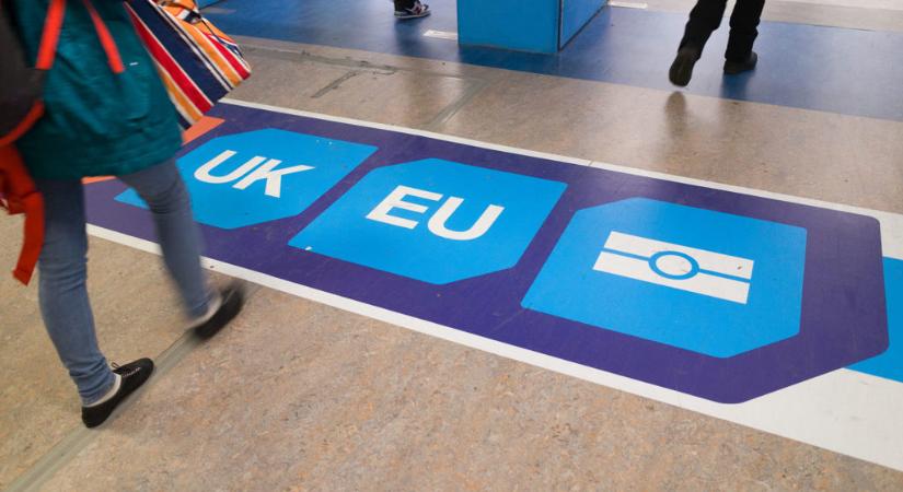 Brexit: októberig használható beutazásra az uniós személyi igazolvány