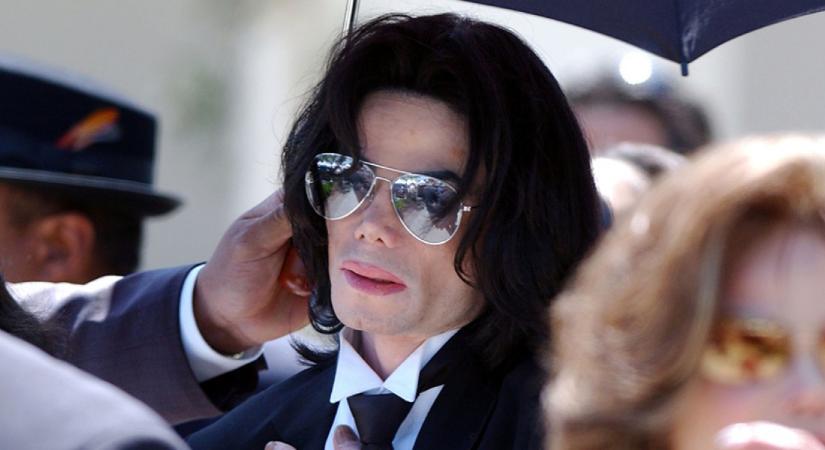 Michael Jacksont is bajba keverte a Diana-interjú miatt elmarasztalt riporter