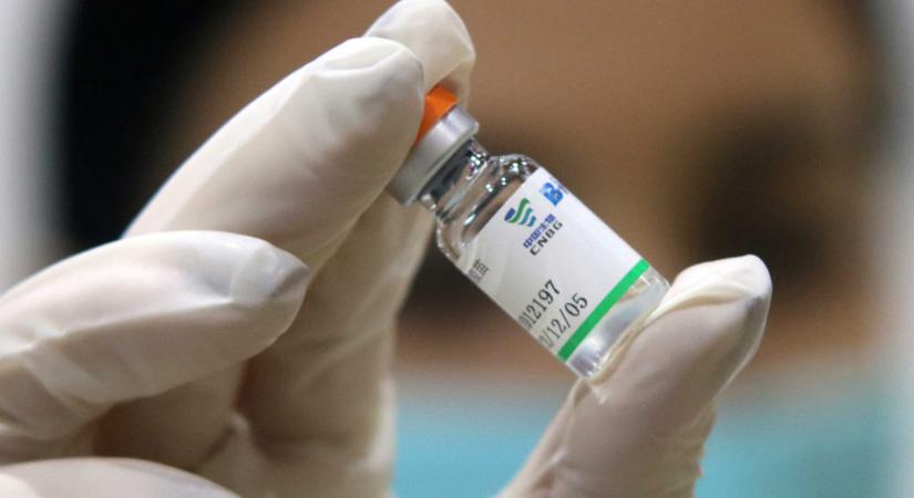 A klinikai tesztek szerint hatásos a kínai Sinopharm két vakcinája