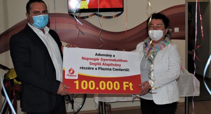Napsugaras gyermeknapi adományozás a kecskeméti Plazma Centerben