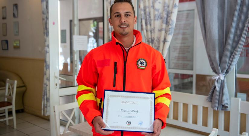 Gyermekkori álma vált valóra: Iránytű díjat vehet át a fiatal salgótarjáni mentőápoló