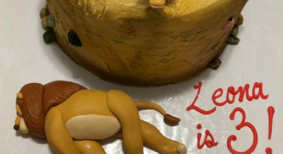 Egy 3 éves kislány az Oroszlánkirály haláljelenetét kérte szülinapi tortájára