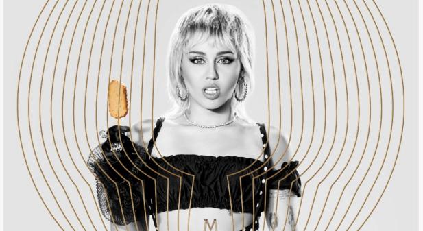 Miley Cyrus a Magnum arca lett