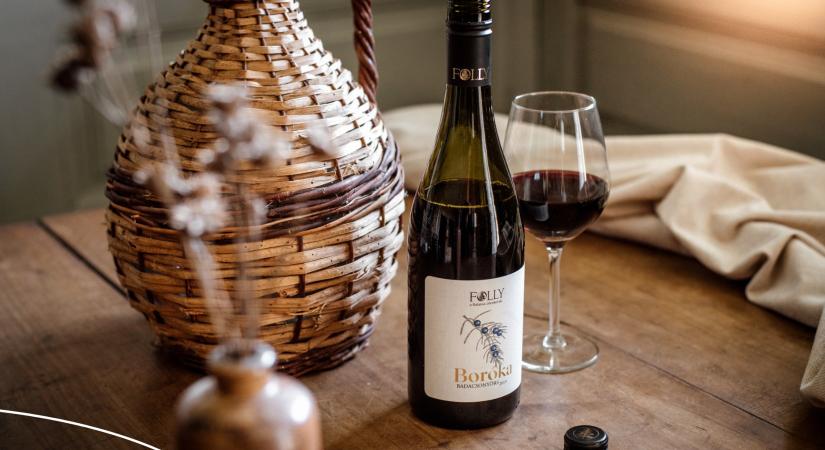 Ez a bor balatoni boróka szőlőből készül!