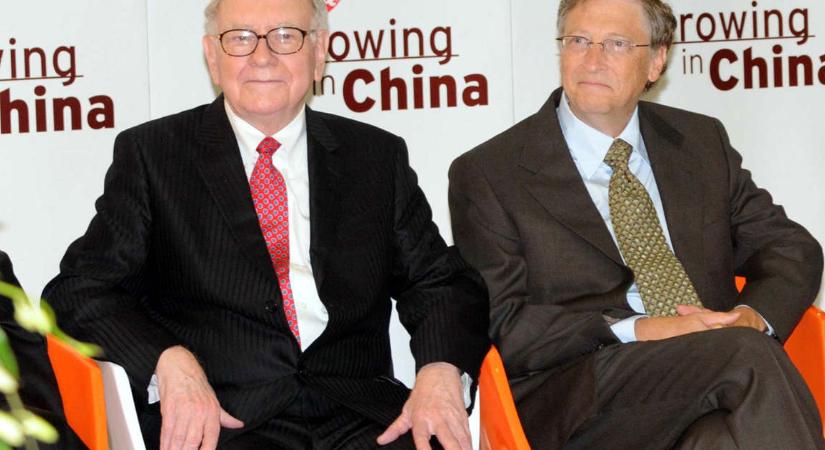 Atomban utazik Warren Buffett és Bill Gates