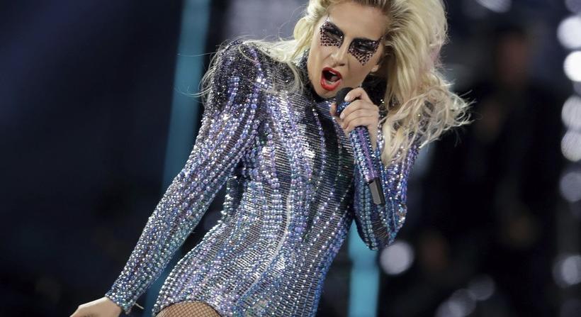 Lady Gaga elhalasztotta a Chromatica Ball-turnét