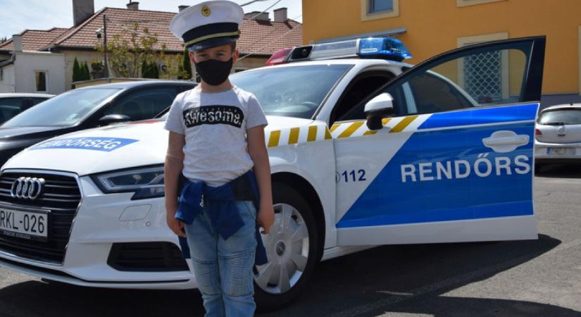 Hétéves rendőrjárőr rótta Nógrád megye útjait